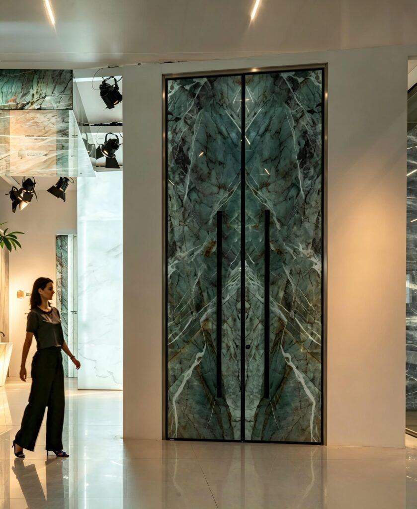 Pivot Door - B073